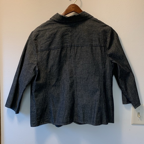 Attention Two Button Four Pocket Size Large Gray Blazer - Picture 4 of 6